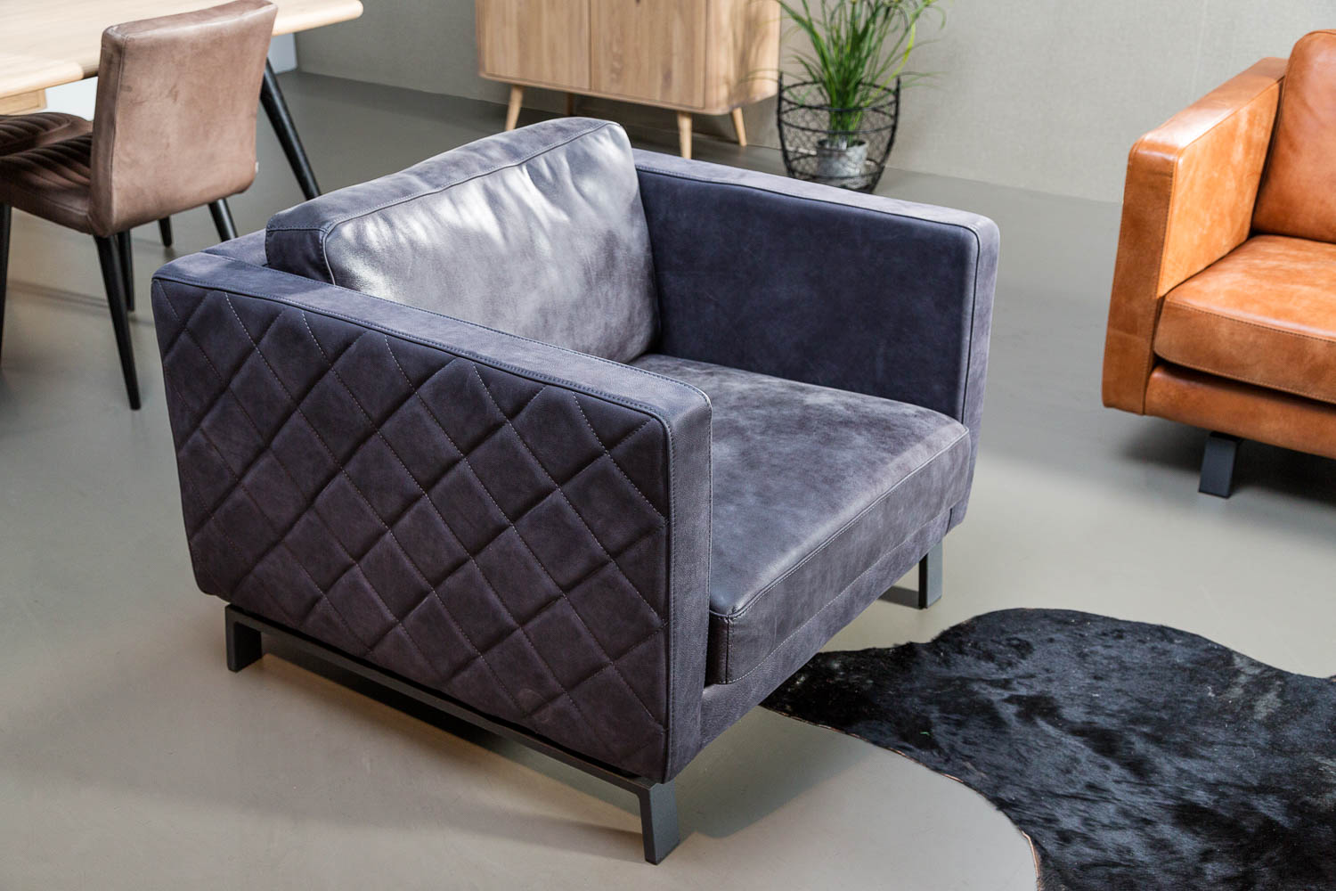 Loveseat Nuance