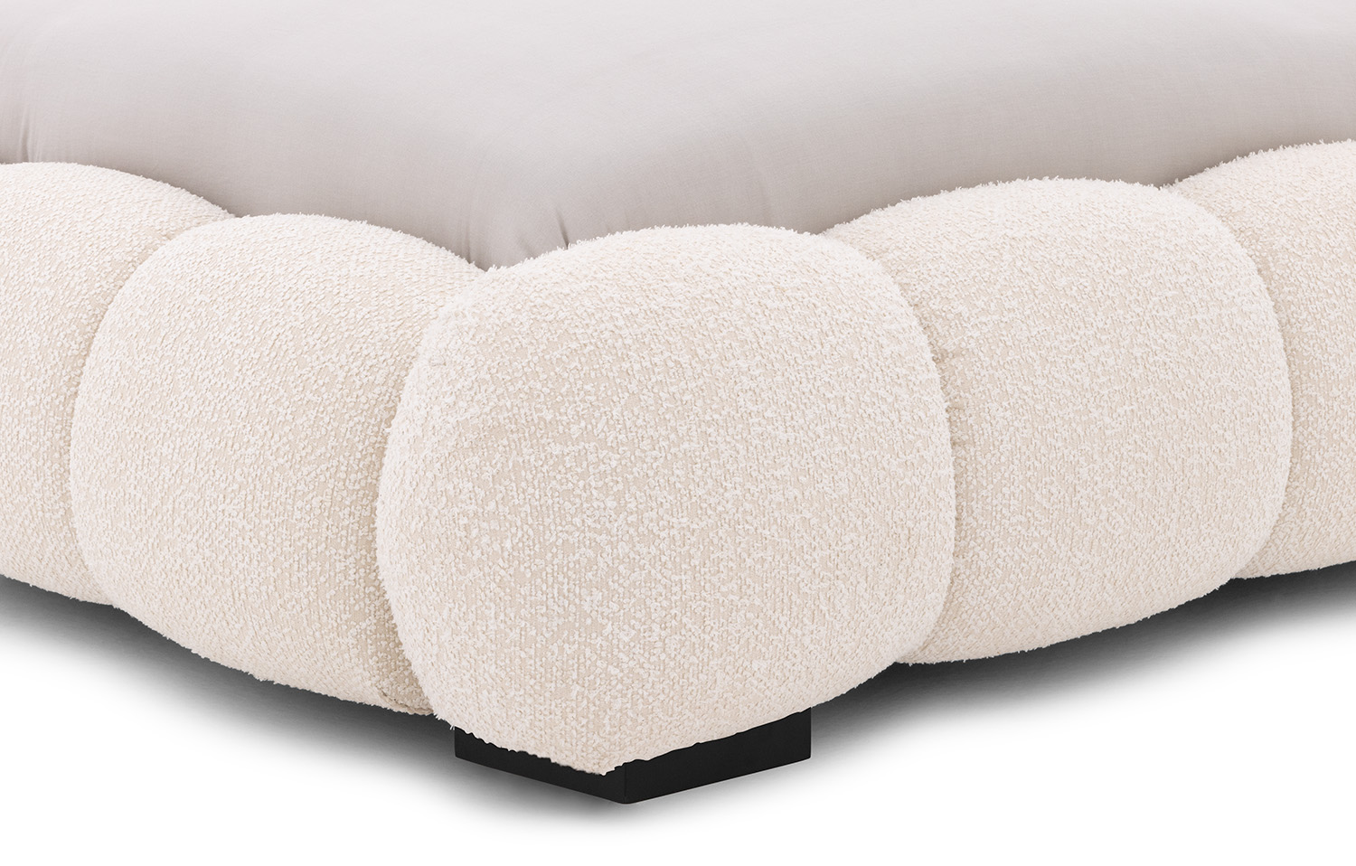 Gestoffeerd Bedframe Cloud